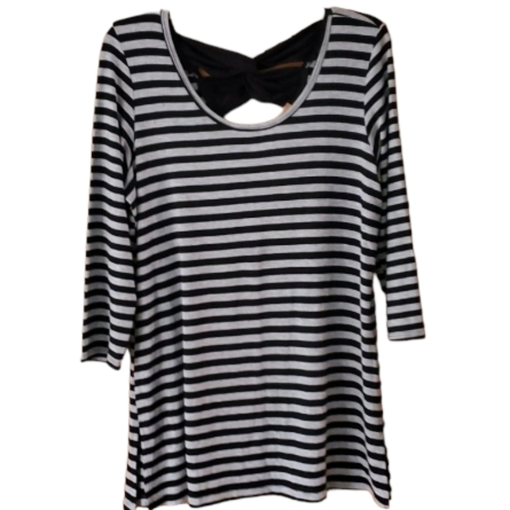 Ellen Tracy Womans Black Striped Twist Back Tunic in Large
